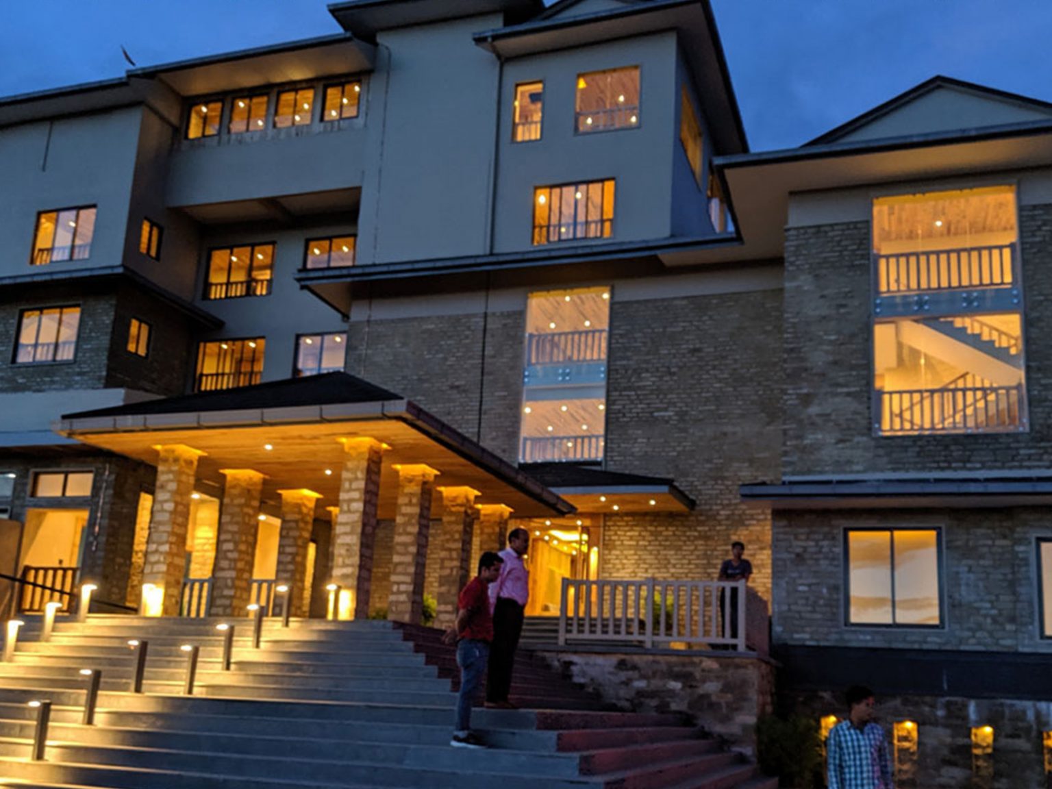 Sarangkot mountain Lodge